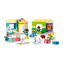 Лего Един ден в центъра за грижи Lego DUPLO® Town 10992