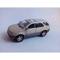 Метален джип с отварящи врати LEXUS RX300