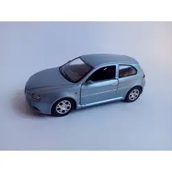 Метална кола с отварящи се врати Alfa Romeo 147