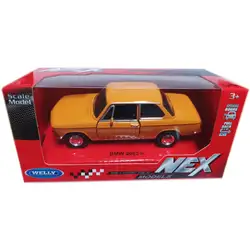 Метална кола с отварящи се врати BMW 2002 ti Welly