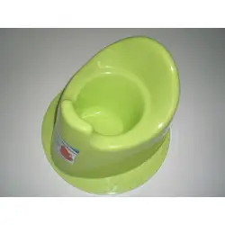 Пластмасово гърне