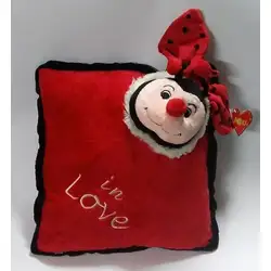Плюшена играчка Възглавница с Калинка "In love" Плюшена играчка Възглавница с Калинка "In love"